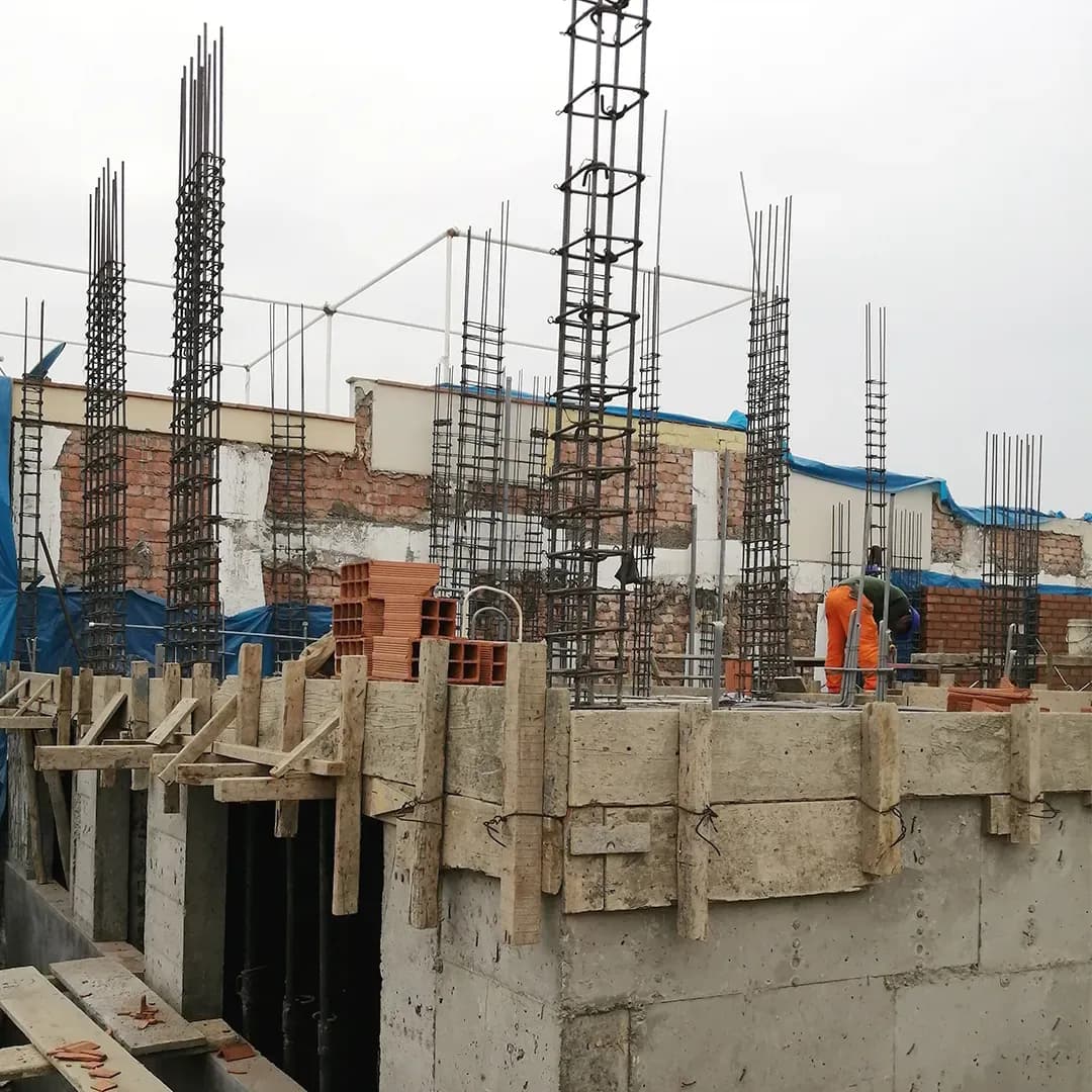 CONSTRUCCIÓN